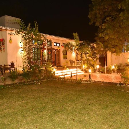 Gc Farms Villa Ayodhya Екстериор снимка